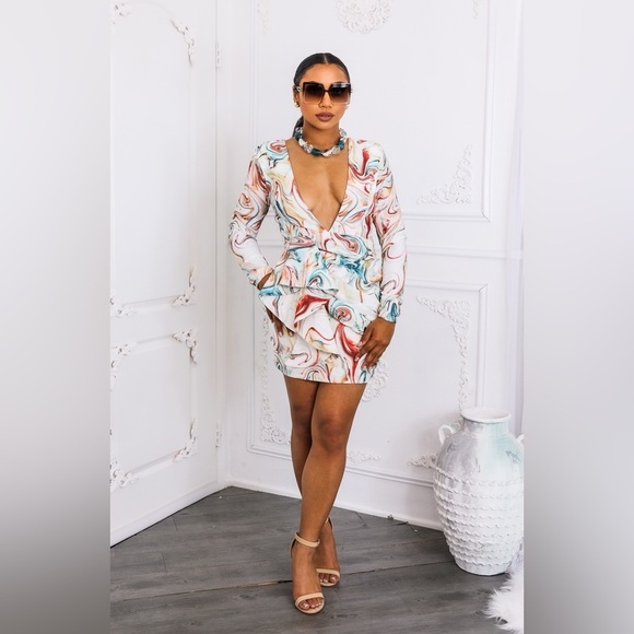 Elegant Multicolor Swirl Dress - Picture 2 of 5